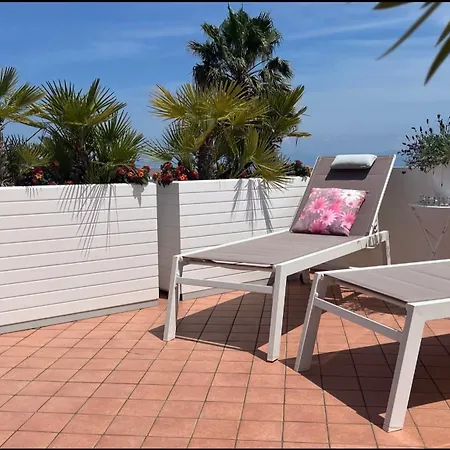 Willa Casa La Perla, A Luxury