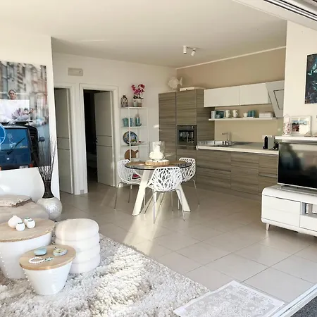 Willa Casa La Perla, A Luxury *