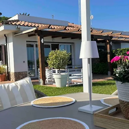Casa La Perla, A Luxury Zambrone
