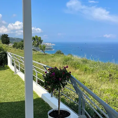Casa La Perla, A Luxury Villa